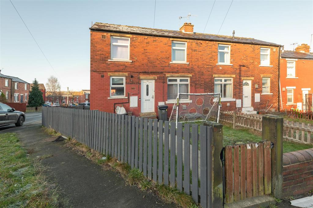 01 - 72 Whitwell Green Lane HX5 9 EG.jpg