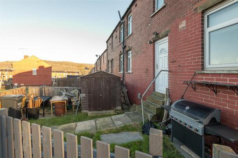 2 bedroom end of terrace house for sale, Whitwell Green Lane, Lower Edge, Elland