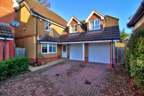 5 bedroom detached house for sale, Wokingham RG41