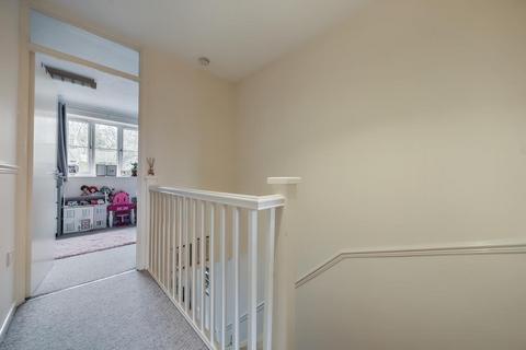 20 Cropper Close, Thatcham, RG19 4WE