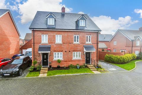 3 bedroom semi-detached house for sale, New Bridge Road, Cranleigh, Surrey