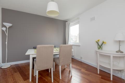 3 bedroom flat for sale, 82 Falcon Court, Edinburgh, EH10 4AG