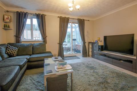 3 bedroom semi-detached house for sale, Monarch Close, Haverhill CB9