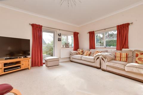 4 bedroom bungalow for sale, Chaldon Common Road, Chaldon, Caterham, Surrey