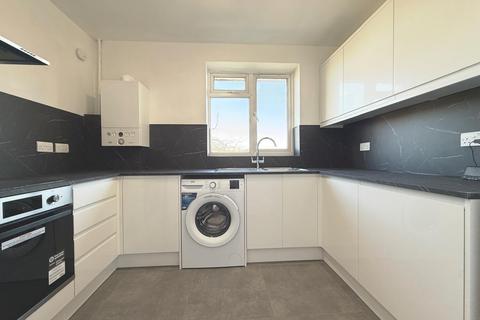 2 bedroom flat to rent, Kirkdale, Sydenham, SE26