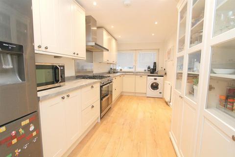 50 Park Hill, Carshalton, SM5 3RU