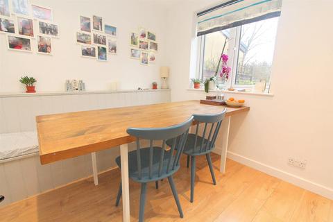 50 Park Hill, Carshalton, SM5 3RU