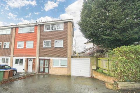 50 Park Hill, Carshalton, SM5 3RU