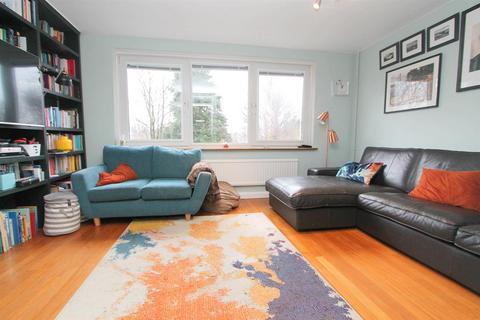 50 Park Hill, Carshalton, SM5 3RU