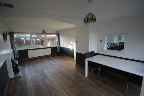 3 bedroom end of terrace house to rent, Langtons Meadow, Farnham Common SL2