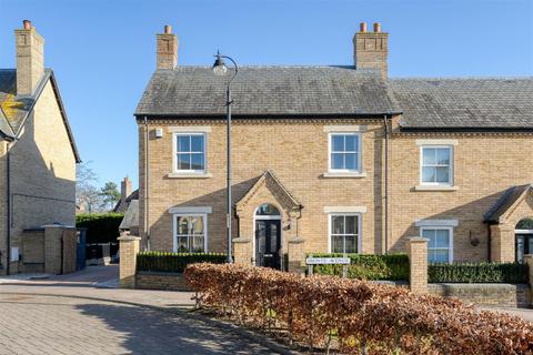 3 bedroom end of terrace house for sale, Bronte Avenue, Fairfield