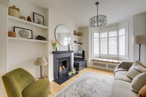 2 bedroom end of terrace house for sale, Leahurst Road, Hither Green , London, SE13