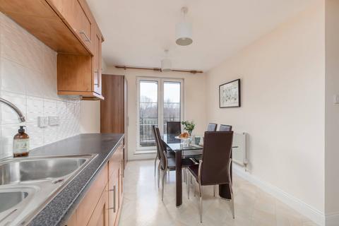 10/10 Powderhall Rigg, Edinburgh, EH7 4GG