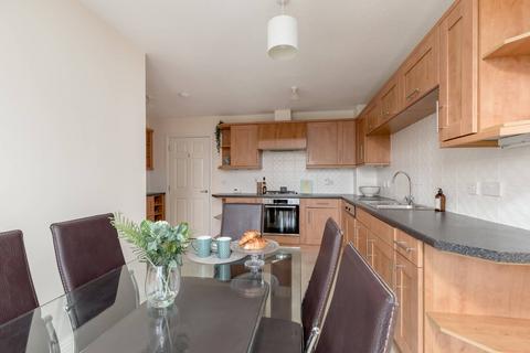 10/10 Powderhall Rigg, Edinburgh, EH7 4GG