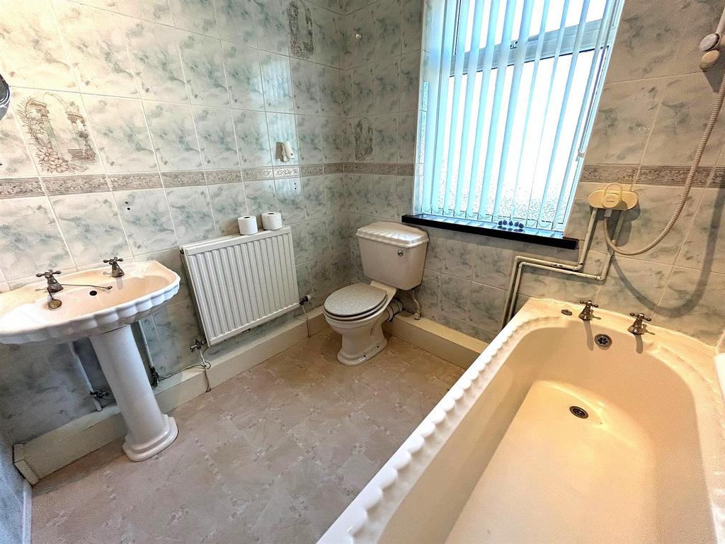 Bath.jpg
