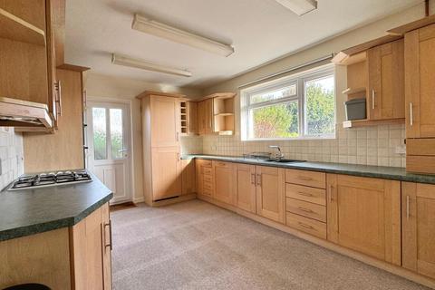 3 bedroom detached bungalow for sale, Dune View Road, Braunton EX33