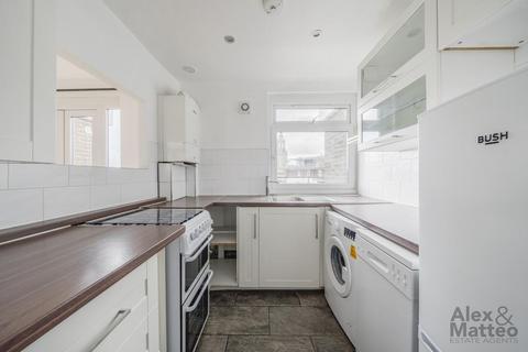 1 bedroom flat for sale, Bowley House, Bermondsey, SE16