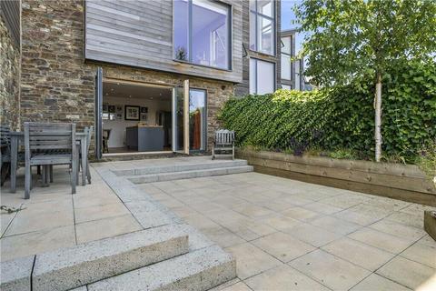21 Baltic Way, Totnes, TQ9 5WY