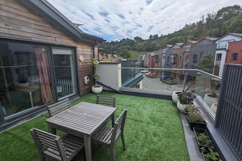 21 Baltic Way, Totnes, TQ9 5WY