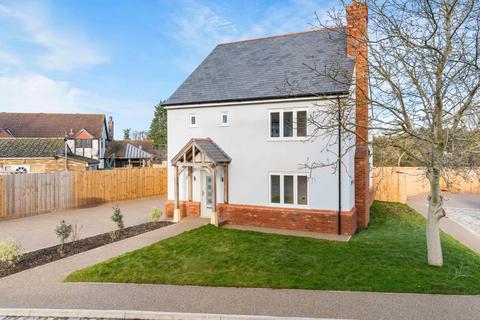 5 bedroom detached house for sale, Walnut  Tree Close, Nazeing EN9