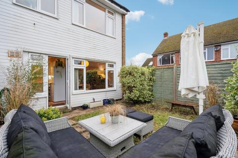 3 bedroom end of terrace house for sale, Grahame Close, Blewbury, OX11