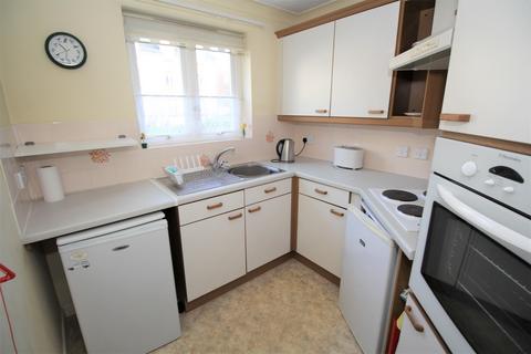 1 bedroom apartment to rent, Ackender Road, Alton, Hampshire, GU34