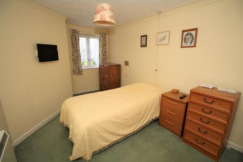 1 bedroom apartment to rent, Ackender Road, Alton, Hampshire, GU34