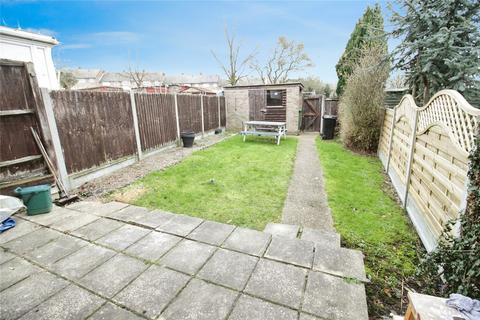 2 bedroom terraced house to rent, The Knares, Basildon, SS16