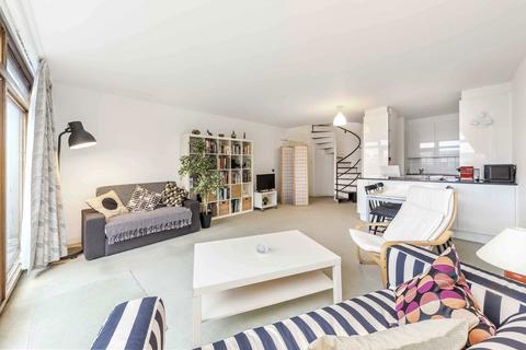 1 bedroom flat for sale, Breton House, London EC2Y