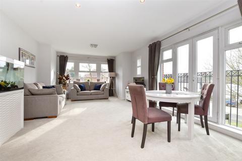 2 Halton Road, Kenley, CR8 5GN