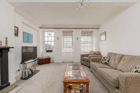 1 bedroom flat for sale, 451/8 Lawnmarket, Old Town, Edinburgh, EH1 2NX