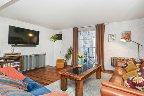 2 bedroom flat for sale, 8/9 Maritime Street, Edinburgh, EH6 6SB