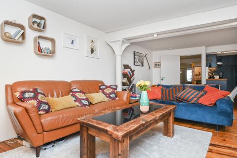 2 bedroom flat for sale, 8/9 Maritime Street, Edinburgh, EH6 6SB