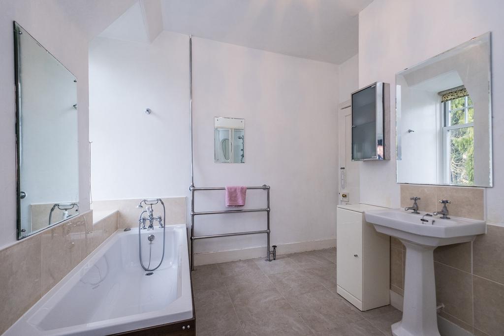 Bathroom alternative view