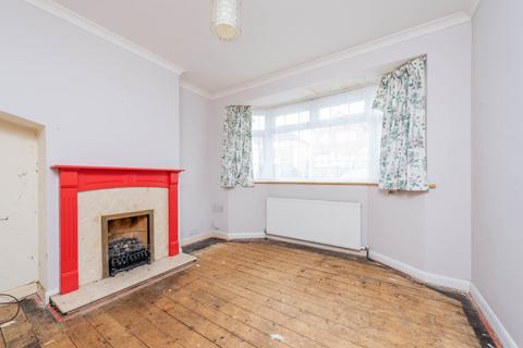 3 bedroom terraced house for sale, Kingsbridge Road, Morden