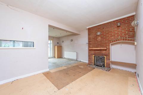 3 bedroom terraced house for sale, Kingsbridge Road, Morden