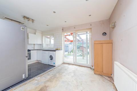 3 bedroom terraced house for sale, Kingsbridge Road, Morden