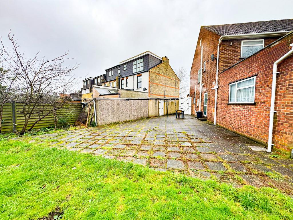 Preston Avenue E4