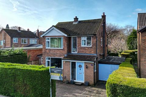 3 bedroom detached house for sale, Farnham Avenue, Macclesfield SK11