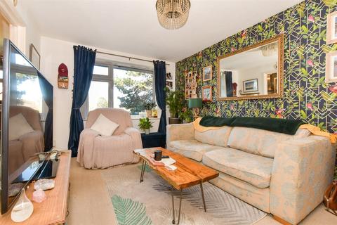 2 bedroom apartment for sale, Fellows Road, Cowes, Isle of Wight