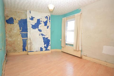13 Gladstone Road, Folkestone, CT19 5NQ
