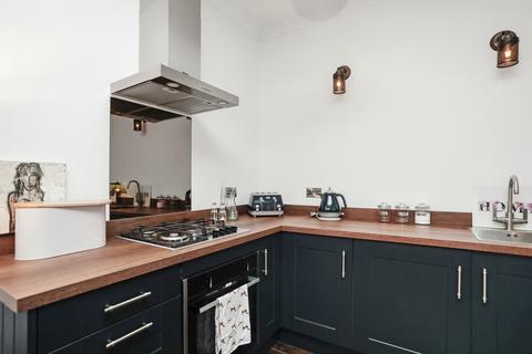 33/1 Baileyfield Road, Edinburgh, EH15 1NA