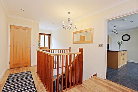 3 bedroom detached house for sale, Danylan Road, Pontypridd CF37