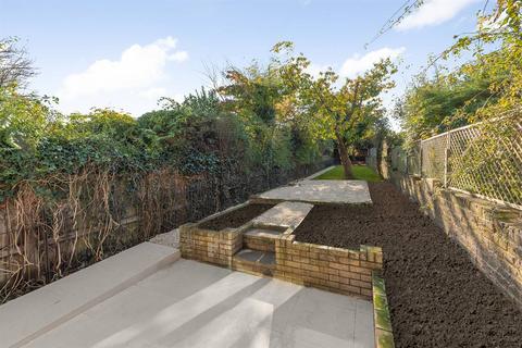 30 Briton Road, Faversham, ME13 8QH