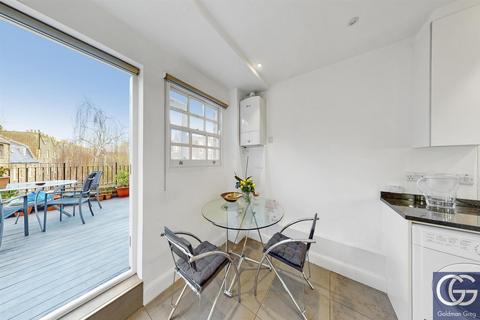 2 bedroom apartment to rent, Cannon Street Road, London, E1