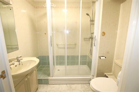 1 bedroom flat for sale, Station Road, Clacton on Sea