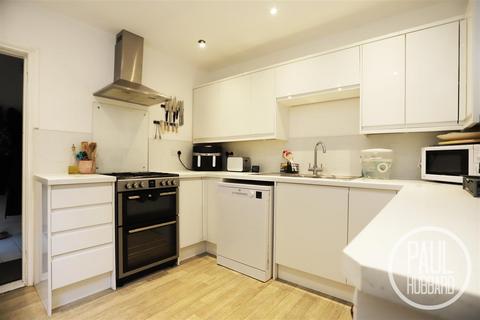 3 bedroom terraced house for sale, London Road Pakefield, NR33