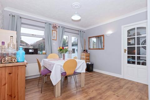 3 bedroom chalet for sale, Meadowview Road, Lancing, West Sussex