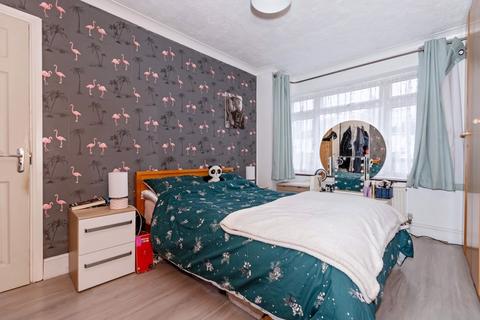 3 bedroom chalet for sale, Meadowview Road, Lancing, West Sussex