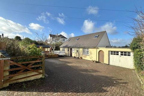 4 bedroom detached house for sale, Daniell Road, Truro